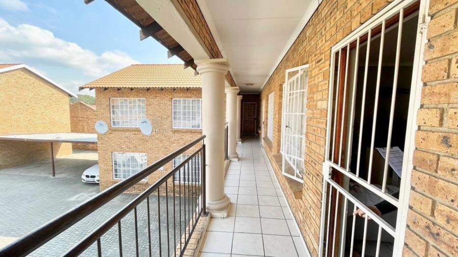 2 Bedroom Property for Sale in Oos Einde North West